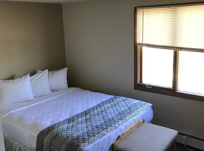 Motel Western 6 Gun