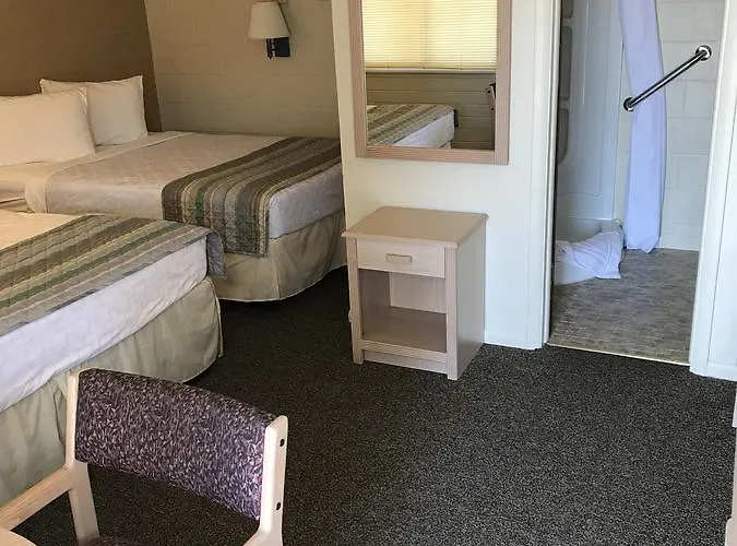 Western 6 Gun Motel 2*